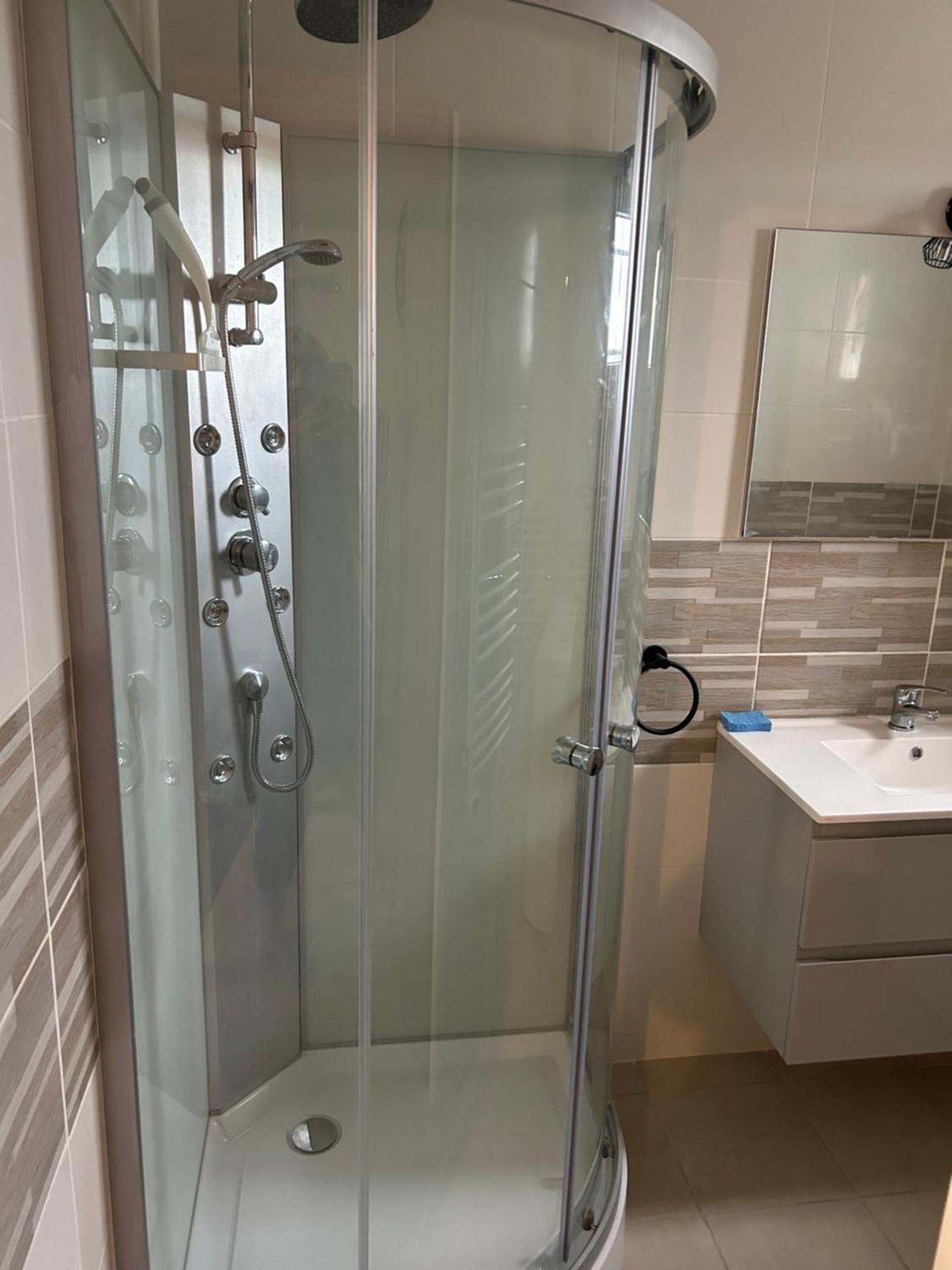 Bienvenu Chez Nous Villa Douzens Ngoại thất bức ảnh